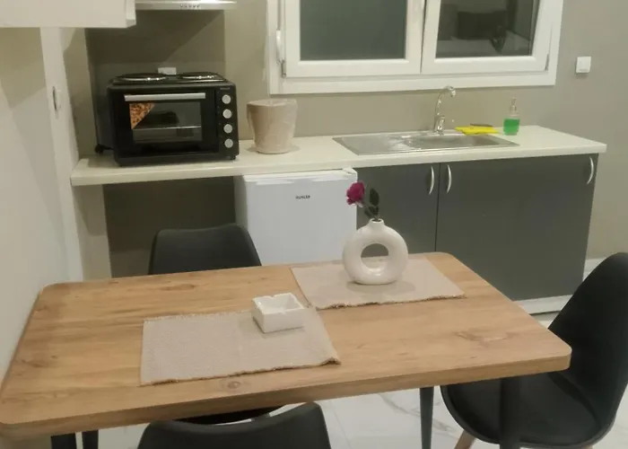 Athina 2 Apartamento