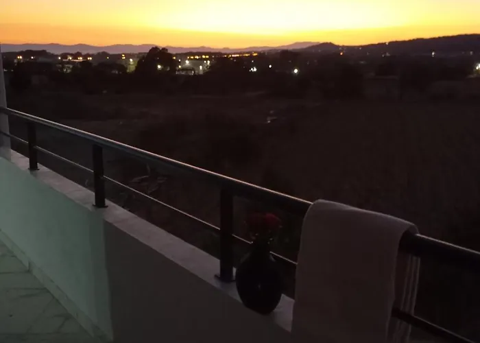 Athina 2 Apartamento